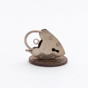 Vintage Sterling Silver Heart Padlock Charm Clasp Pendant English Hallmarked Birmingham 1978