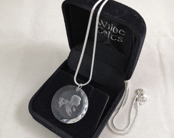 Vintage Reverse Carved Crystal Intaglio Cameo Pendant Necklace with 20 inches 51 cm Silver Snake Chain