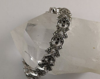 Vintage Art Deco Style Marcasite Bracelet Silver Tone 7 inches