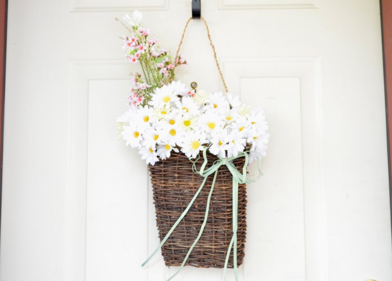 Wall Basket with yellow and white daisies Spring Decor Summer decor Front door decor image 1