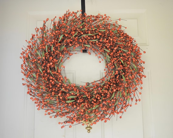 Orange Berry Fall Wreath, Autumn Door Decor (22" x 22")
