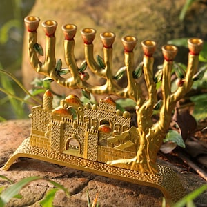 Gold Hanukkah Menorah – Temple of Jerusalem Design Menorah, 9 Branch Hanukkiah for Jewish Festival of Lights, Judaica Gift for Home Decor
