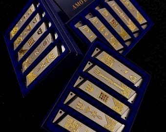 Coffret cadeau de luxe mezouza : 5 décorations judaïques en métal avec parchemins