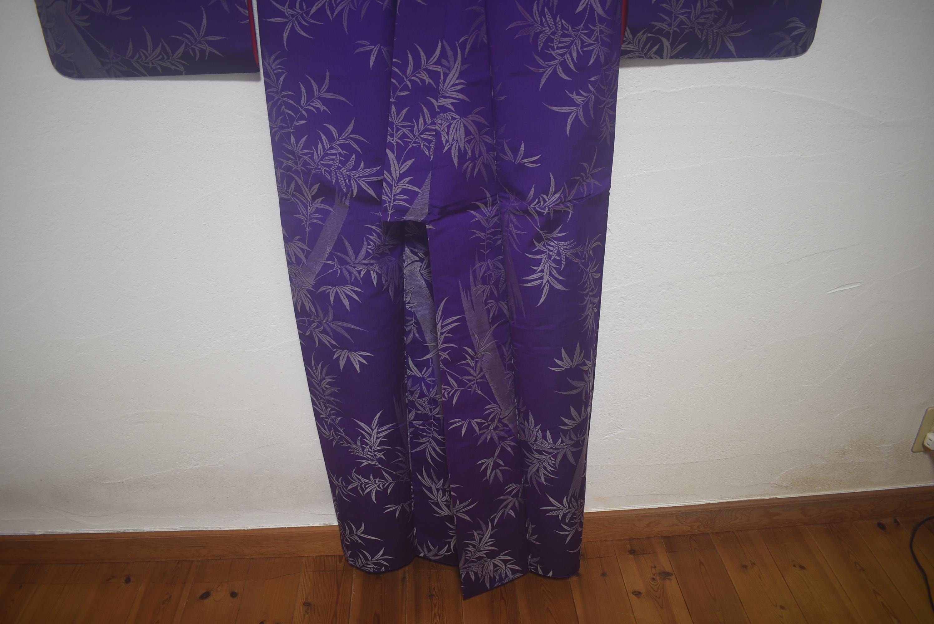 はきもの Vintage Kimono S 3461, Purple Colored Silk - Etsy