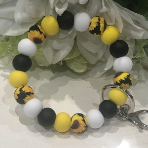 Bead Bracelet Keychains, Keychain Wristlets, Silicone Wristlets, Bead Bracelet, Custom Wristlet, Bracelet Key Chain