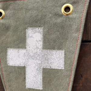 SWISS CROSS pennant Cream color on green image 2