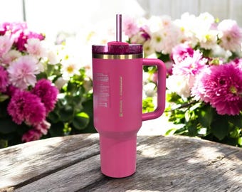 Vaso Quencher Flowstate H2.0 personalizado de 40 oz con brillo rosa Berry de Stanley x Starbucks, grabado a láser