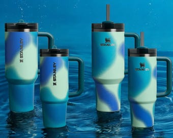 Stanley Coastal Teal Motion - Vaso Quencher Flowstate de 40 oz o 30 oz con grabado láser personalizado o pajita abatible Quencher ProTour de 40 oz o 30 oz.