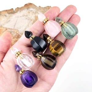 18K Gold Filled Natural Crystal Quartz Amethyst Perfume Bottle Pendant Charms,Hexagon Point Perfume Bottle Pendant Essential Oil Diffuser