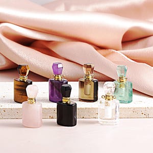 18K Gold Filled Natural Quartz Gemstone Perfume Bottle Pendant Charms,Square Perfume Bottle Pendant Essential Oil Diffuser Vial Necklace