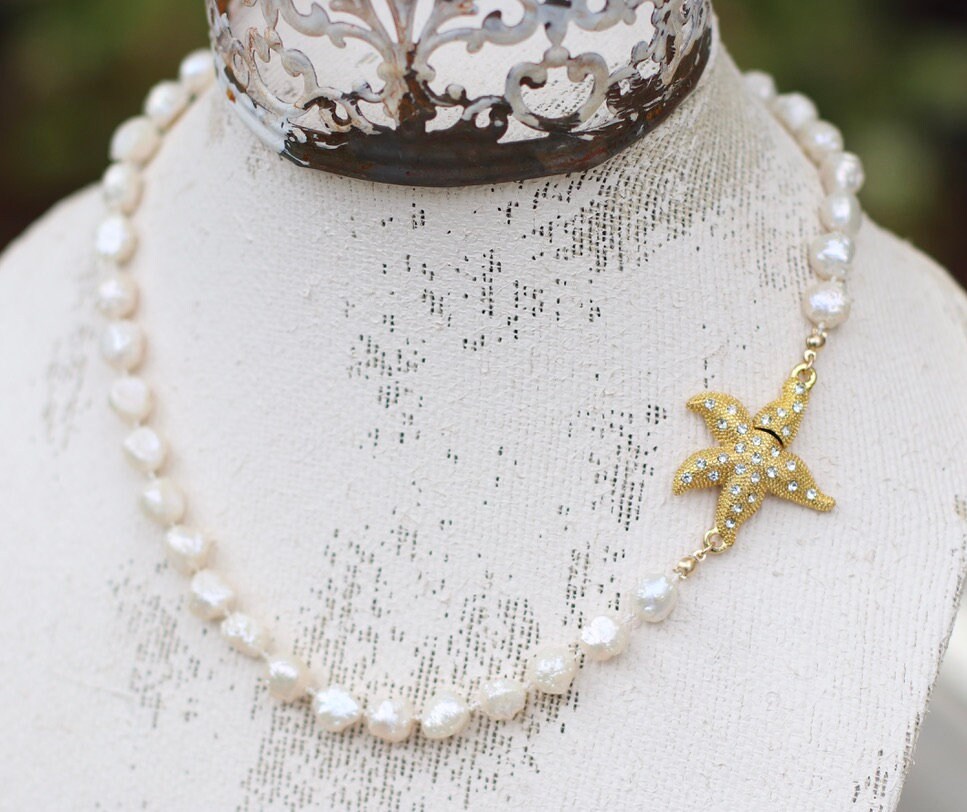 Druzy Pearl Hand-knotted Beaded Necklace Choker Strand with Gold Magnetic Sea Star Clasp