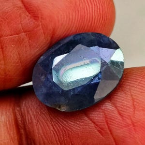 7 Carat Natural Blue Sapphire Gemstone: Untreated Oval Cut, African Origin