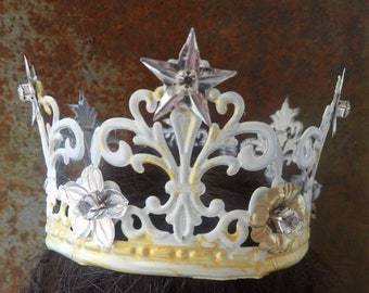 White floral metal decor crown , silver star gold rhinestones Statue santos doll tiara ,  3 3/4" candle crown cake topper  C4