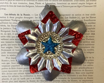 red Silver Blue star ornament , Upcycled Christmas tree ornament, vintage tart tin reflector, Patriotic Holidays R14