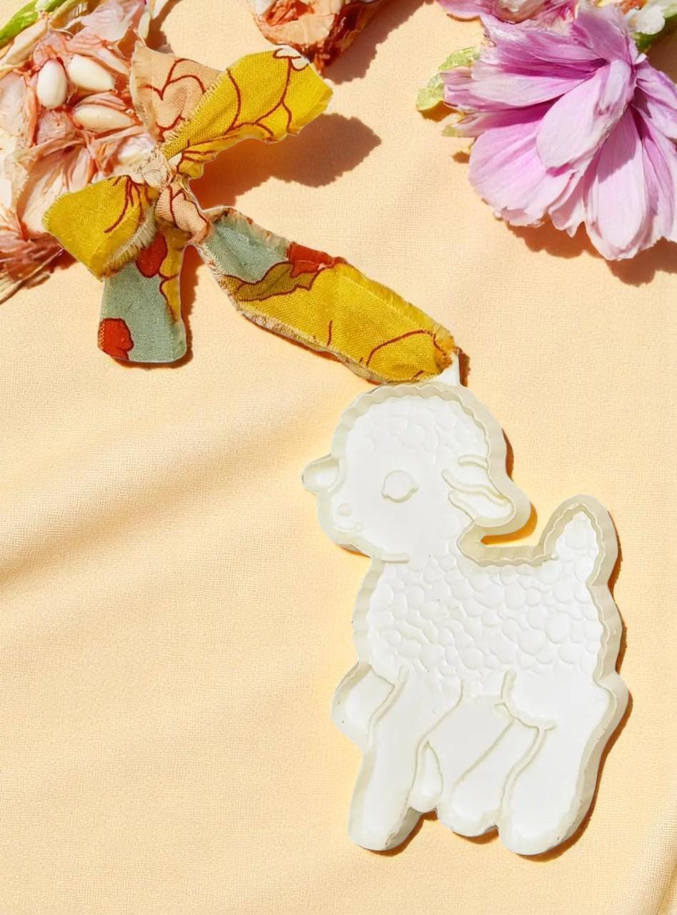 Cute Upcycled Boho Lamb Cookie Cutter Spring Ornament - Spring Hanging Ornament, Indoor / Outdoor Sheep Tree Decoration, Garden Decoration - Thumbnail 3