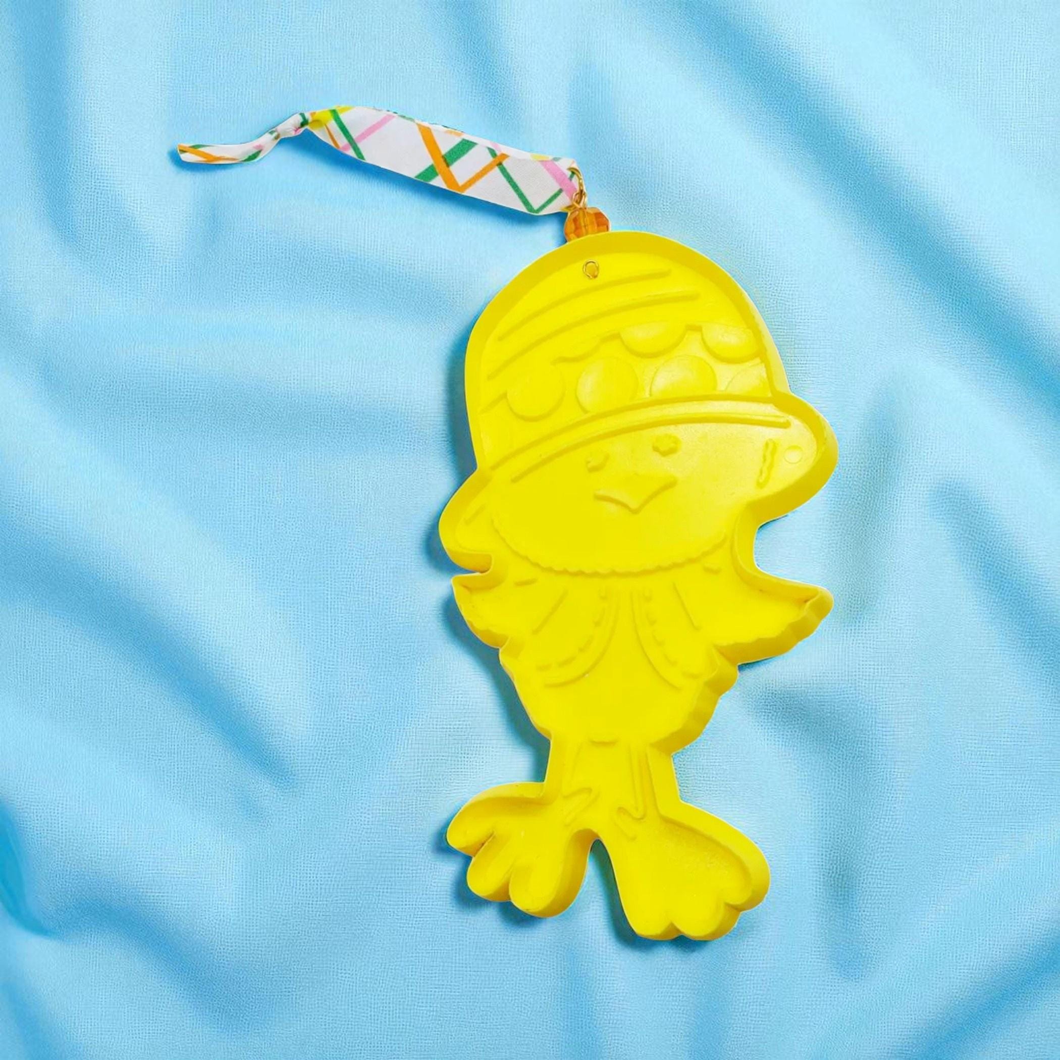 Cute Upcycled Yellow Chick Cookie Cutter Spring Ornament - Spring Hanging Ornament, Indoor / Outdoor Tree Decoration, Garden Decoration
