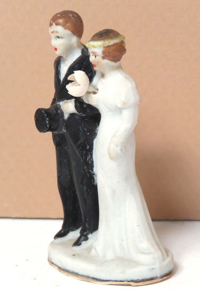 Antique Bride & Groom Cake Topper /1930 Ceramic Bisque Wedding Couple/ Small Vintage Figurine image 4