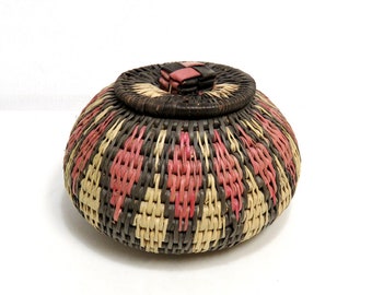 Tribal Woven Lidded Basket/ Small Jewelry or Trinket Box/ Vintage Ethnic Folk Art