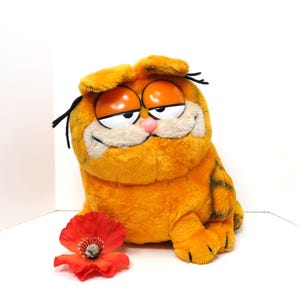 Garfield Cat Vintage Plush/ Vintage Large Sitting Fat Cat/ 11&quot; Stuffed Animal Toy 1981 Dakin