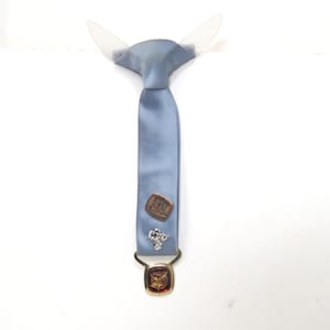 VTG Loyal Order of Moose Lodge 6&quot; Clip-on Neck Tie w/ Red Pendant Charm. 1973 Pin