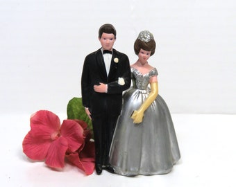 Vintage Wilton Cake Topper/ Silver 25th Wedding Anniversary Couple/ Husband and Wife Plastic Figurine