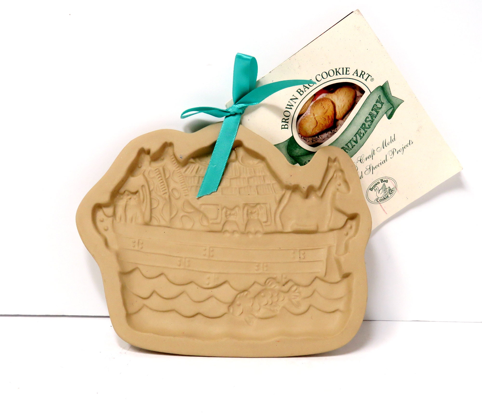 Brown Bag Cookie Art Noah's Ark Mold/ 15th Anniv Recipe Craft Book 1996/  Baking, Paper Craft 