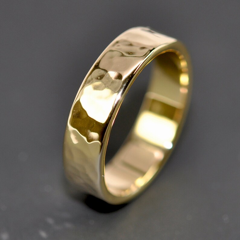 18K Yellow Gold Men's Wedding Band Hammered 5mm Ring Etsy