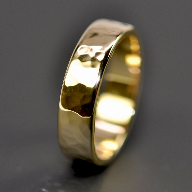 18K Yellow Gold Men's Wedding Band Hammered 5mm Ring Etsy