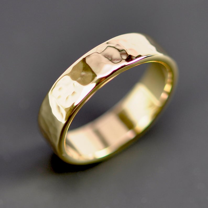 18K Yellow Gold Men's Wedding Band Hammered 5mm Ring Etsy