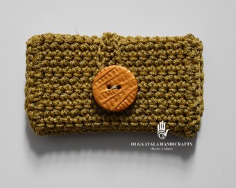 Crocheted Metallic Gold Card Holder