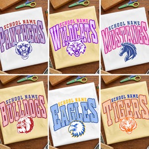 Mascota escolar retro personalizada PNG, logotipo de mascota de equipo PNG, día de partido deportivo, camiseta de mascota de espíritu escolar, letras universitarias, equipo de fútbol americano/béisbol PNG