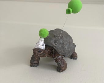Personalised Tortoise Cake Topper: Safari Birthday Party Decor