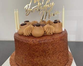 Mirror Gold 'Happy Birthday Mum' Cake Topper: Elegant Script Keepsake