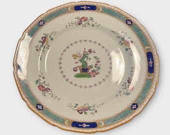 Royal Doulton Mandarin Scalloped Dinner Plate 10 1/4" Made In England