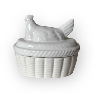 Vintage Matchstick Vessel Mini Hen on Nest Trinket Dish Made in 