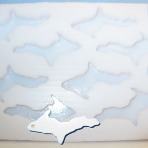 Made To Order custom silicone molds – upper peninsula of Michigan keychain