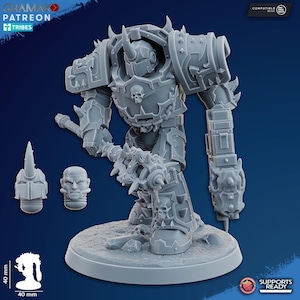 Puede incluir: Figura en miniatura gris detallada de un guerrero fuertemente blindado con púas, cuernos y motivos de calaveras. Incluye dos opciones de cabeza adicionales. La figura está sobre una base circular.