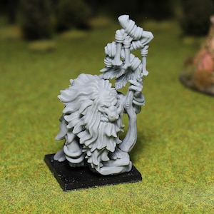 Orc Shaman | MOM Miniatures | Orc Wizard Spellcaster | Fantasy Wargaming Miniature 28mm 32mm