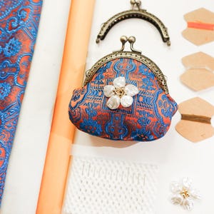 Kit DIY Monedero Bordado con Tutorial en Inglés / Todos los Idiomas, Cierre Dorado de 8,5 cm con Bolsa de 8x11CM