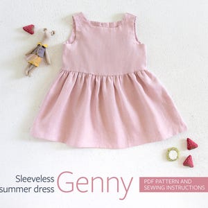 Peut inclure: Une robe d'été sans manches en lin rose avec une jupe plissée. La robe s'appelle "Genny" et est un patron PDF et des instructions de couture.