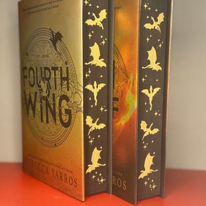Fourth Wing, Iron Flame, Onyx Storm - SPRAYED EDGES - Hand sprayed edges - Book by Rebecca Yarros