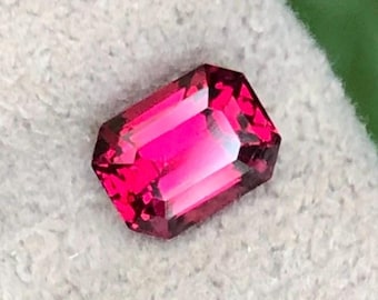 1.20cts Natural Magenta Pink Garnet | Ring Sized | Loupe Clean