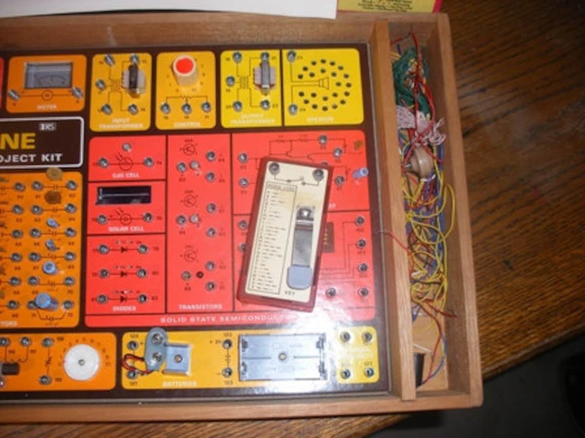 Vintage Science Fair 150 in 1 Electronic Project Kit 1976 Etsy