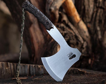 Hacha de bushcraft de acero al carbono artesanal con funda de cuero, hacha de camping, herramienta para exteriores, regalo perfecto para aventureros, regalo de Halloween