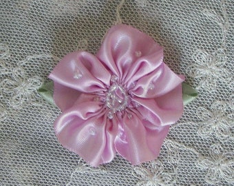 2P Glass Beaded PINK Satin Fabric Flower Applique Baby Doll Bridal Corsage Junk Journal Scrapbook Quilt Jewelry Hair Accessory Embellishment
