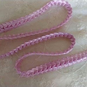 Rosy Mauve VINTAGE Satin Ribbon Pleated Trim Quilt Bridal Marie Antoinette French Hat Baby Doll Clothing Lamp Shade Sewing Embellishment