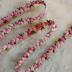 PINK Ombre Ribbon Trim Rose Bud Flower Embroidered Scrapbook Junk Journal Slow Stitching Baby Doll Dress Quilt Sewing Hat Embellishment DK