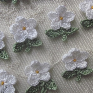 12 pc WHITE Flower Applique Crocheted Daisy VINTAGE Christening Baby Doll Bow Bridal Scrapbook Junk Journal Fairy Quilt sewing Embellishment