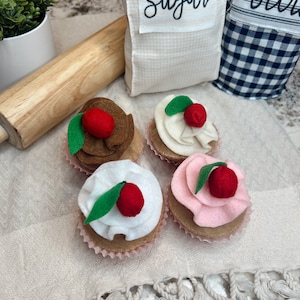 Felt Play Cupcake Making Set