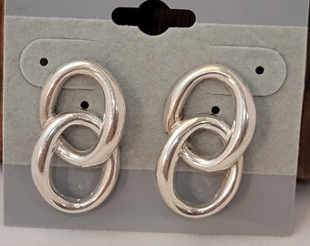 Elegant Double Oval Sterling Post Earrings, Vintage, Perfect condition